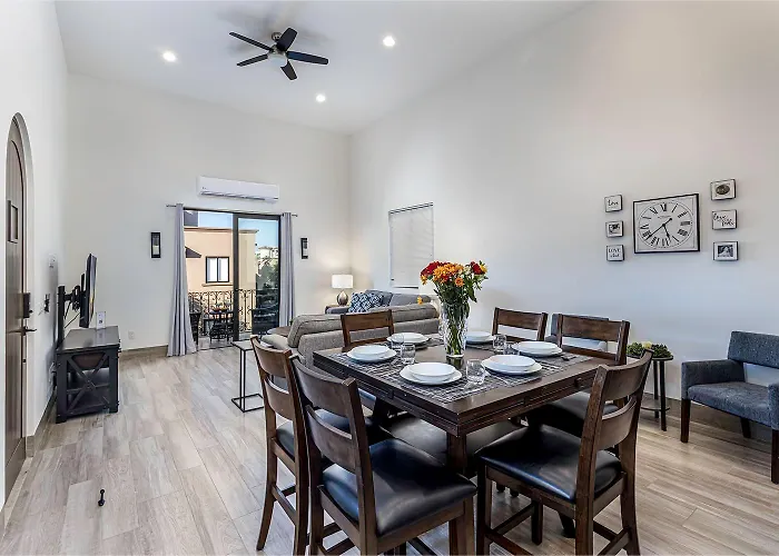 Gorgeous 2 Bedroom With Access At Mavila