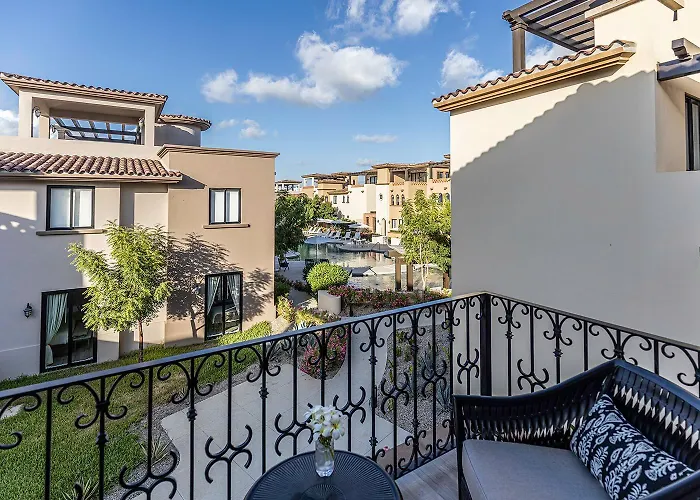 Gorgeous 2 Bedroom With Access At Mavila